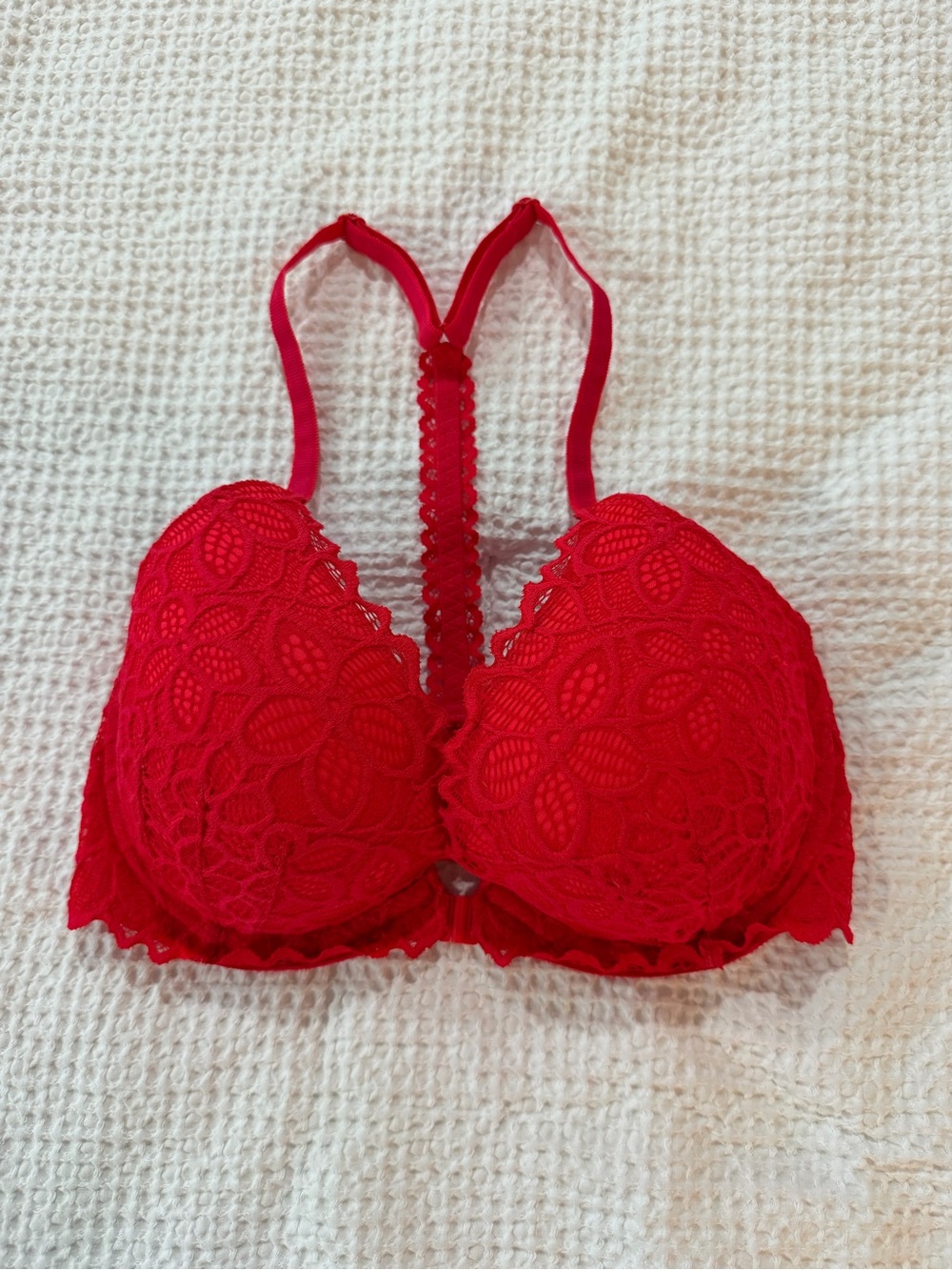 PINK Victoria's Secret Red Lace Racerback Push-Up Bra 32DD front closure